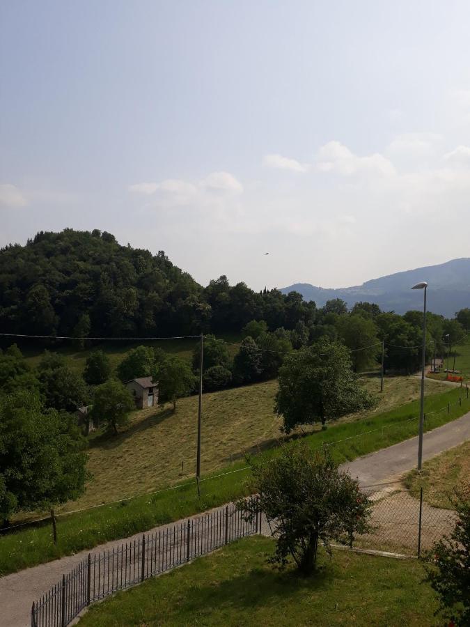 Casa "La Forcella" Villa Brembilla Екстериор снимка